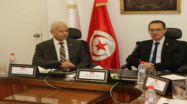 وزيرا الفلاحة والتجارة يبحثان تزويد السوق باللحوم  و الاستعداد  لتوفير أضاحي العيد