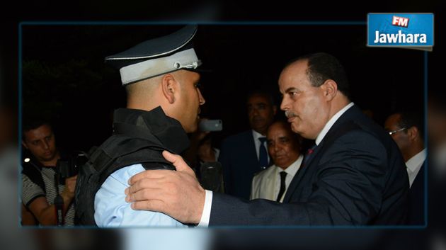 وزير الداخلية في زيارة فجئية للمناطق السياحية بالمنستير