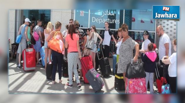 بعد بريطانيا :الدنمارك تدعو سياحها إلى مغادرة تونس