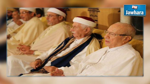 رئيس الجمهورية يشرف على إحياء موكب احتفالي بمناسبة ليلة القدر بجامع الزيتونة