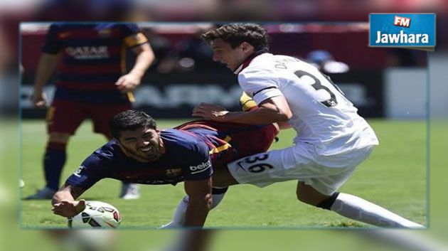 مانششتر يوناتيد يفوز وديا على برشلونة بثلاثية