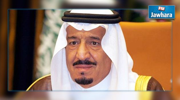 ملك السعودية يطلب إبعاد عناصر الشرطة النساء  عن شاطئه الخاص بفرنسا  