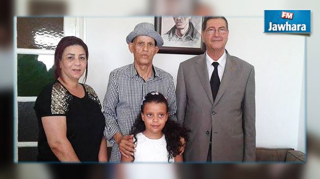 الحبيب الصيد يزور الشاعر الصغير أولاد حمد في بيته