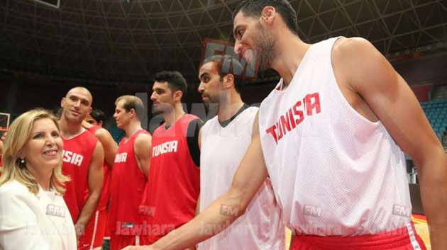 حفل استقبال لاعبي المنتخب الوطني قبل انطلاق الافرو باسكات تونس2015