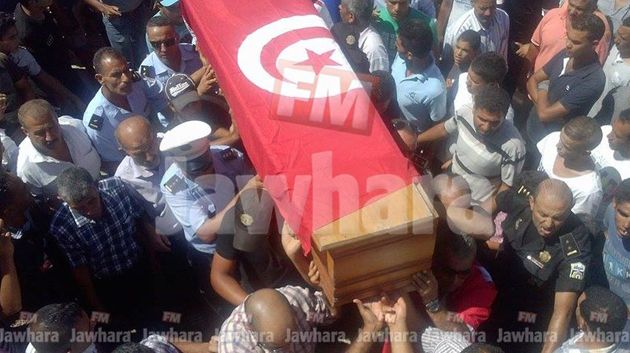 تشييع جثمان الشهيد عز الدين الحاج نصر إلى مثواه الأخير