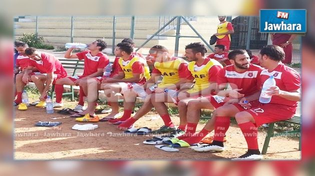 النجم الساحلي يجري حصته التدريبية الاخيرة
