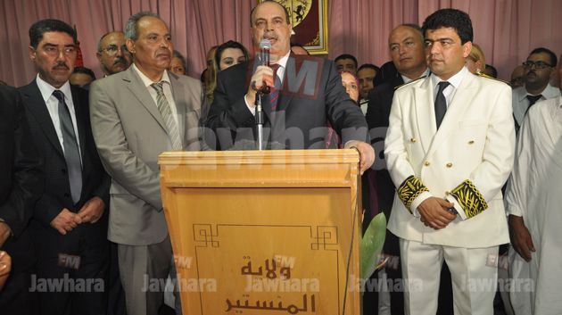 وزير الداخلية يشرف على تنصيب والي المنستير الجديد