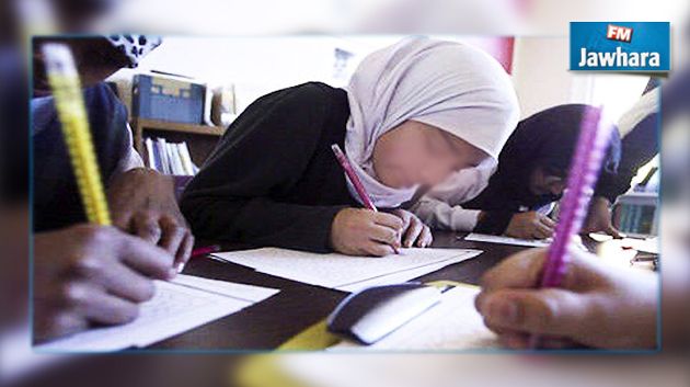 حظر الحجاب في المدارس : الدستور ينصّ على حرية اللباس، بحسب مسؤول نقابي