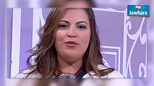 بعد زينة الخميري : صحفية في الوطنية الثانية تعلن انسحابها على المباشر