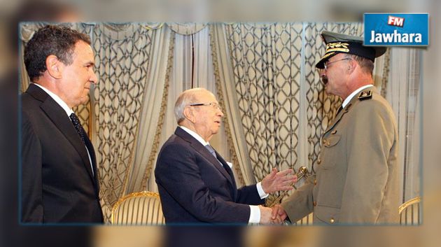 العميد جمال بوجاه متفقدا عاما للقوات المسلحة