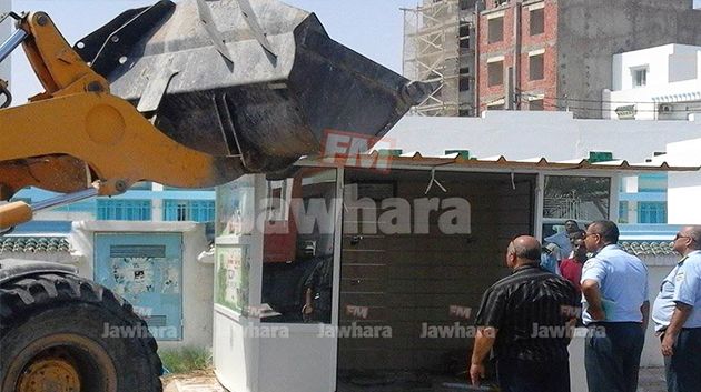 قصرهلال : تنفيذ قرارات هدم لأكشاك فوضوية