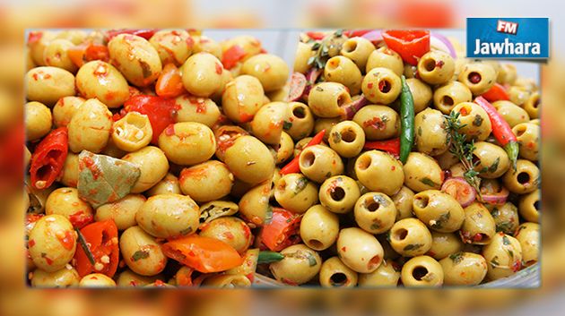 الكاف : حجز 16 ألف كغ من مصبرات الزيتون منتهية الصلوحية