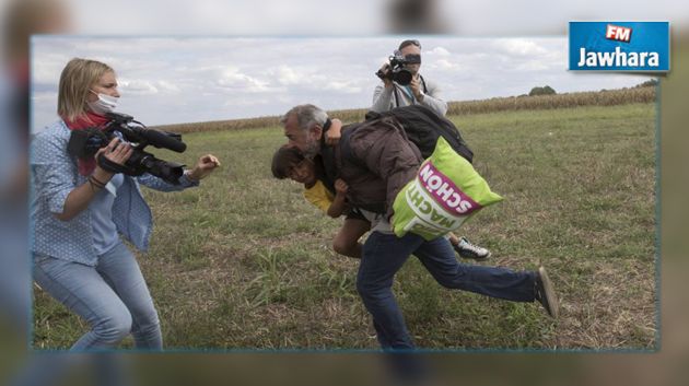 اللاجئ السوري الذي اعتدت عليه مصورة مجرية مدربا لفريق اسباني