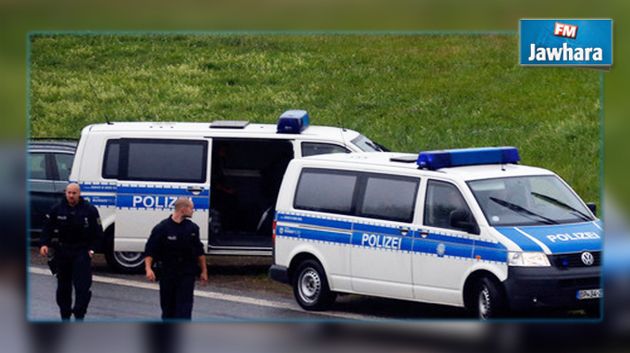 ألمانيا : مداهمة 8 مواقع بينها مساجد للاشتباه بتجنيدها مقاتلين لداعش