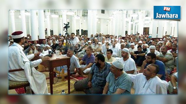 صفاقس : مؤيدو رضا الجوادي يمنعون الإمام الجديد من اعتلاء منبر جامع اللخمي