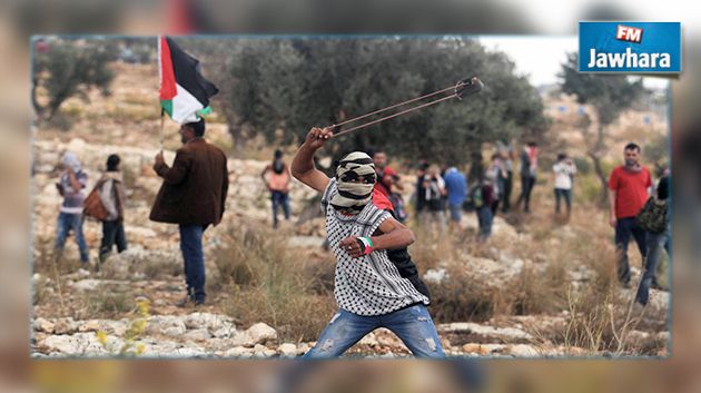 استشهاد فلسطيني في الضفة الغربية واعتقال آخرين