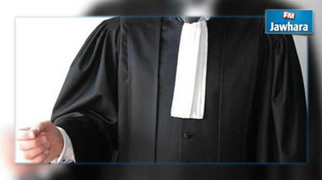 صفاقس : إيقاف محام بتهمة نزع الطوابع الجبائيّة من ملفات المتقاضين