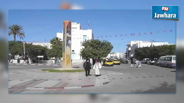 جربة : التلاميذ يمتنعون عن الدراسة بسبب انتشار حشرة البرغوث بمعهدهم