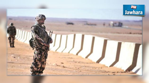 الجزائر تغلق حدودها البرية مع ليبيا ومالي 