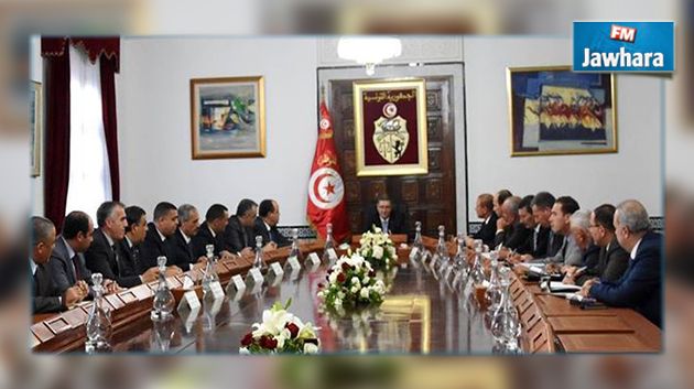 الصيد يجتمع بالمديرين العامين بوزارة الداخلية