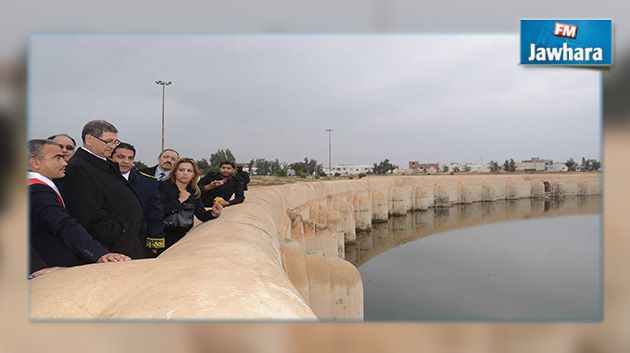 رئيس الحكومة يعاين جملة من المشاريع بولاية القيروان