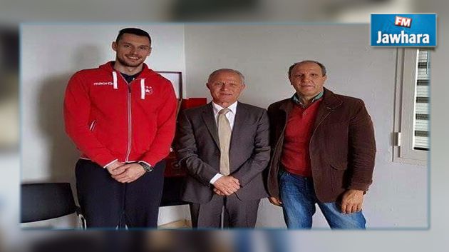 الكرة الطائرة:دولي كرواتي يمضي للنجم الساحلي 
