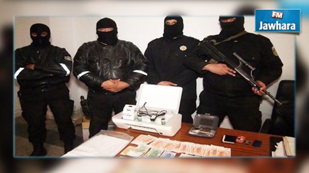 من بينهم موظف بالقباضة : ايقاف 5 أشخاص متورطين في تزوير الأوراق النقدية بمدنين