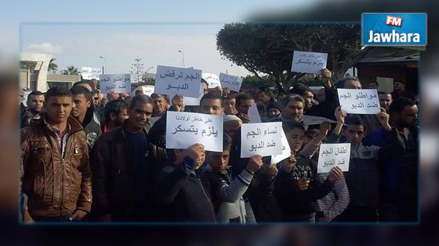 بسبب إعادة فتح نقطة لبيع الخمور : أهالي الجم يهدّدون بشن إضراب عام