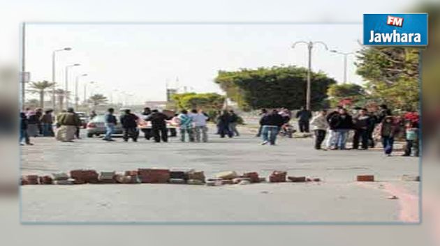 قطع الطريق الرابطة بين سليانة والوسلاتية