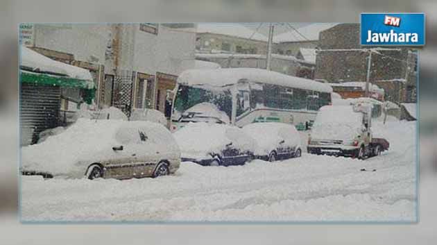 بينهم إمرأة ادركها المخاض : مواطنون بمكثر يتجندون لمساعدة المنكوبين