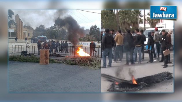 القصرين : عودة الإحتقان وأكثر من ألف محتج يغلقون كافة المنافذ
