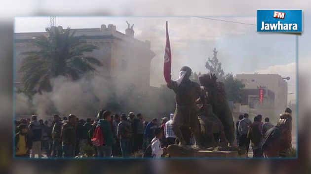 النفيضة : تجدد الاحتجاجات و اقتحام مقر المعتمدية