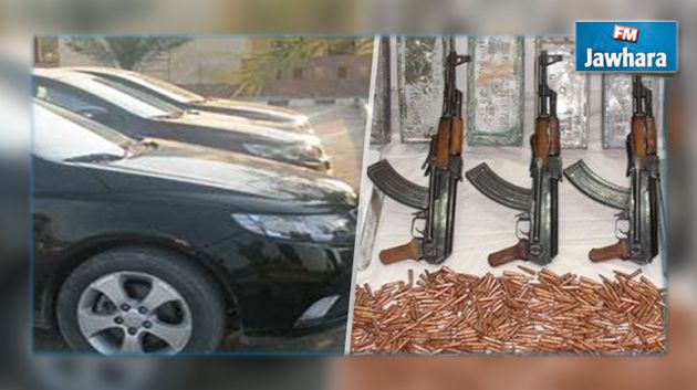 بن قردان : إيقاف 4 أشخاص وحجز كلاشنكوف و5 سيارات محملة ببضائع مهربة