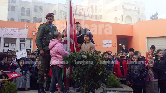 المهدية : تحية العلم بالمدرسة الابتدائية سيدي مسعود بحضور قوات الأمن والحرس الوطنيين