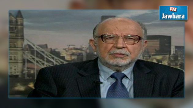 الجزائر : عودة رئيس وزراء أسبق من المنفى
