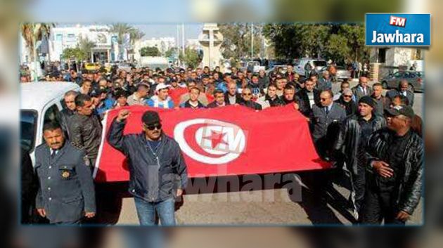 رفضا للاتفاقية التي أمضيت مع رئاسة الحكومة : أمنيون يحتجون