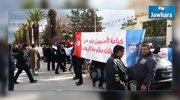 ممثلو نقابات أمنية ب4 ولايات : الحكومة قامت بتغييبنا عن المفاوضات ولذلك سنواصل احتجاجاتنا