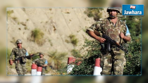 الجيش الجزائري يصادر أسلحة ومتفجرات