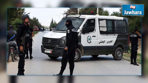 قبلي: إصابة 4 أعوان من الحرس الوطني في انقلاب سيارة