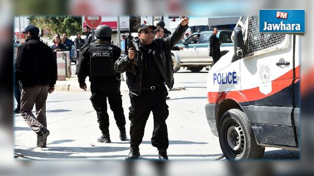 رمادة : الاحتفاظ ب 14 شخصا بشبهة الإرهاب