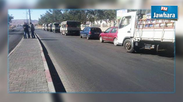 الذهيبة : التجار يحتجّون بعد منعهم من ممارسة أنشطتهم مع ليبيا