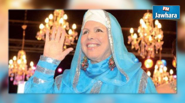 السيدة نعمة تغني