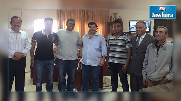 رونيه الطرابلسي يلتقي بتلاميذ الباكالويا بمعهد جربة 