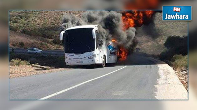 تعرض حافلة سياحية تونسية الى الإحتراق في الجزائر