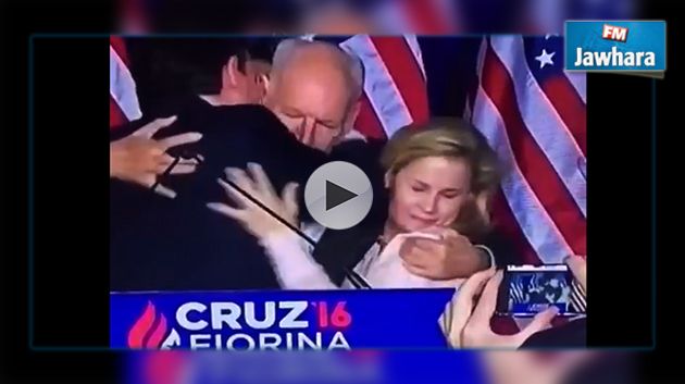 الإنتخابات الأمريكية : تيد كروز ينهي حملته بلكمتين على وجه زوجته