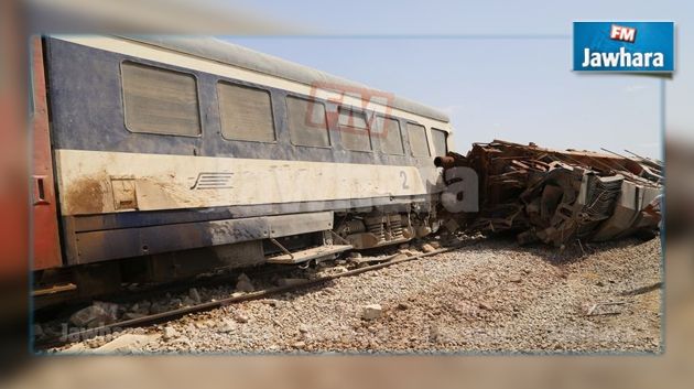 سيدي بوزيد : اصطدام قطار لنقل الفسفاط بقاطرة 