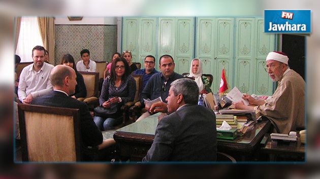 أجانب يعتنقون الإسلام بإشراف مفتي الجمهورية