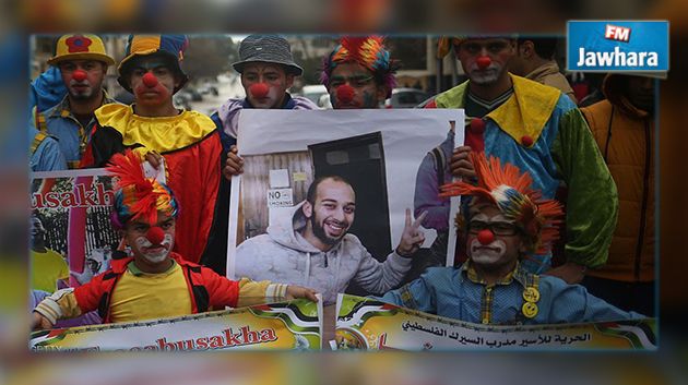 مهرج فلسطيني في سجون الاحتلال