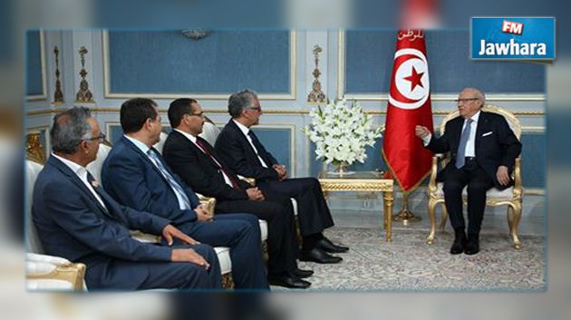 رئيس الجمهورية يلتقي وفدا عن الجبهة الشعبية