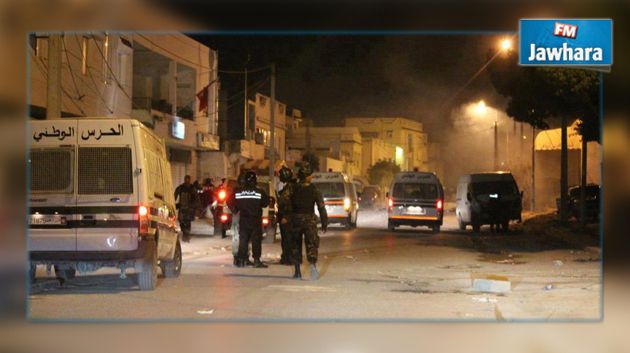 بنقردان : إغلاق الطريق أمام الشاحنات الليبية